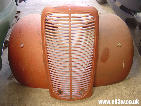 Panels to fit an E83W